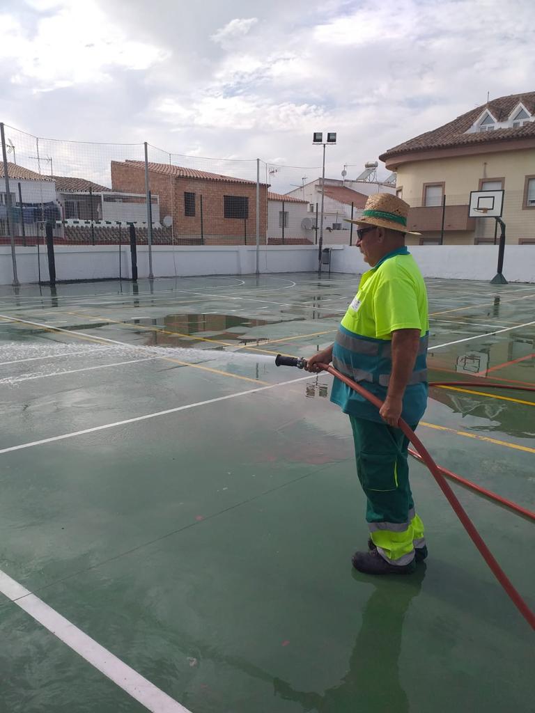 Limpieza en escuelas infantiles y colegios - Ayuntamiento de Manilva